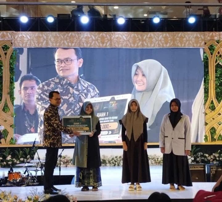 Penerimaan Hadiah Juara 1